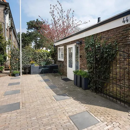 Cottage 44 - Free Parking!-3